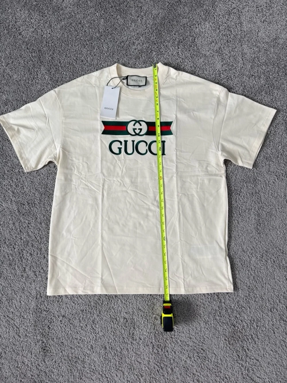 Gucci Cream Short-Sleeve Logo Tee with Red & Green Stripe Size L fits size XL